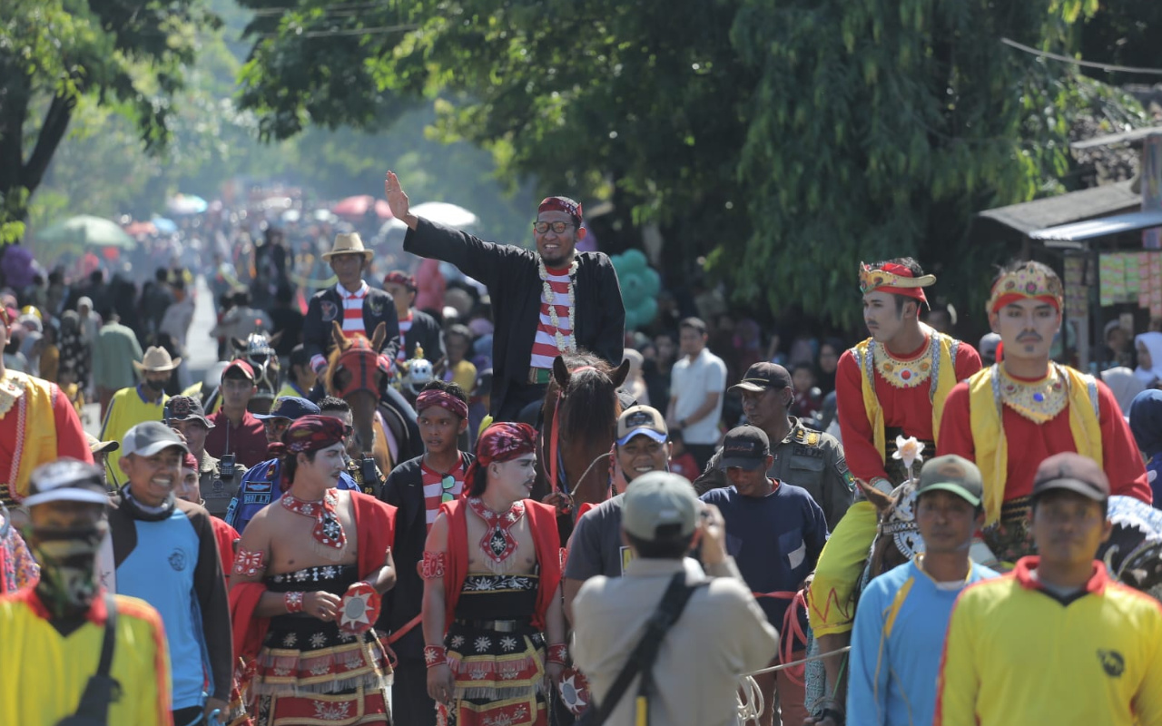 Kuda Joget di Festival Jaran Serek Sumenep Pukau Ribuan Penonton