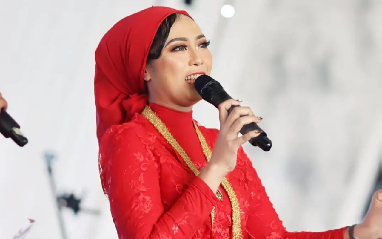 Megha Moody, Alumni STAIN Pamekasan yang Kini Jadi MC Paling Hits di Madura