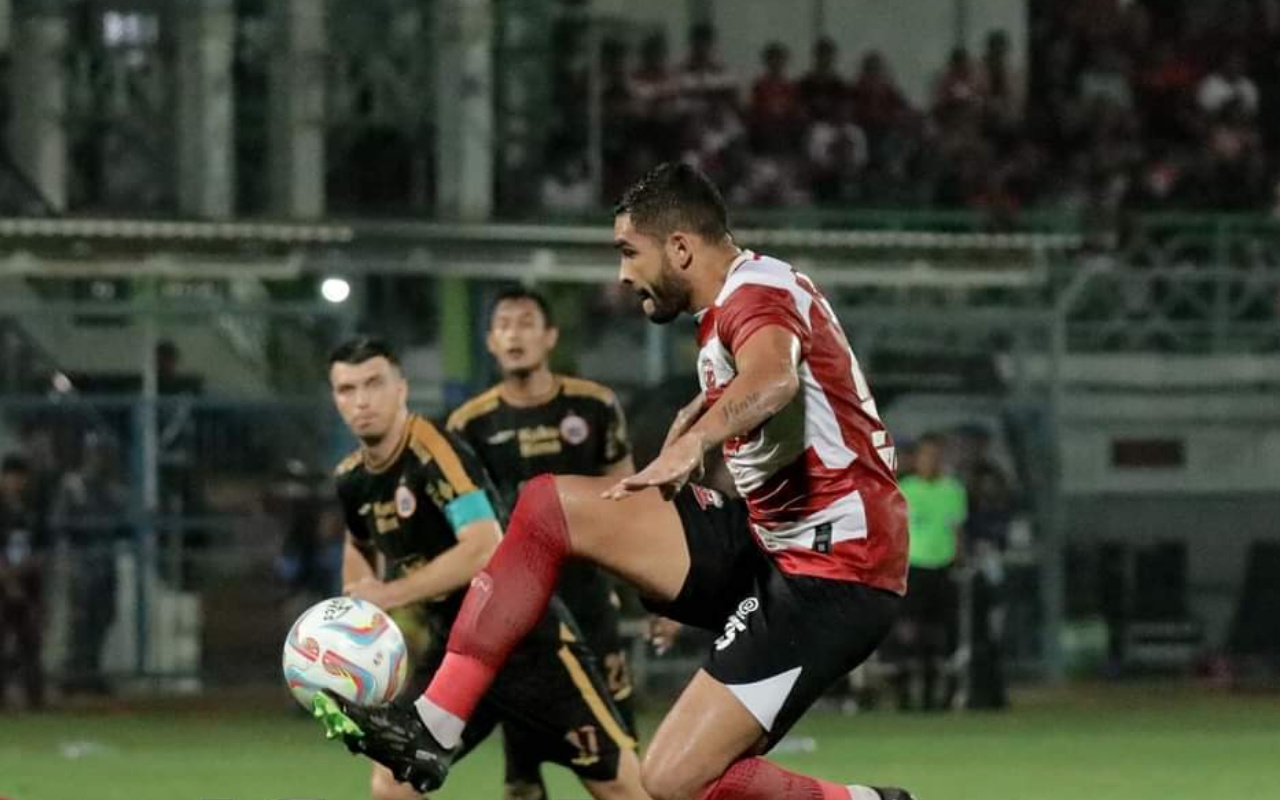 Brace Junior Brandao Bawa Madura United Hempaskan Persija Jakarta