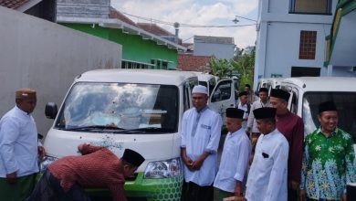 Fraksi PKB Hibahkan Enam Mobil untuk MWCNU di Bondowoso