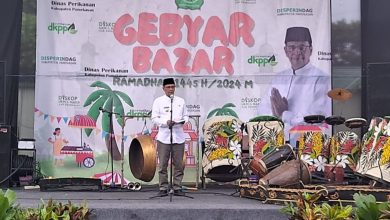 Pj Bupati Pamekasan Resmi Buka Gebyar Bazar Ramadan