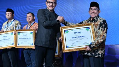 Bupati Sumenep Terima Penghargaan Nasional dari Perpamsi