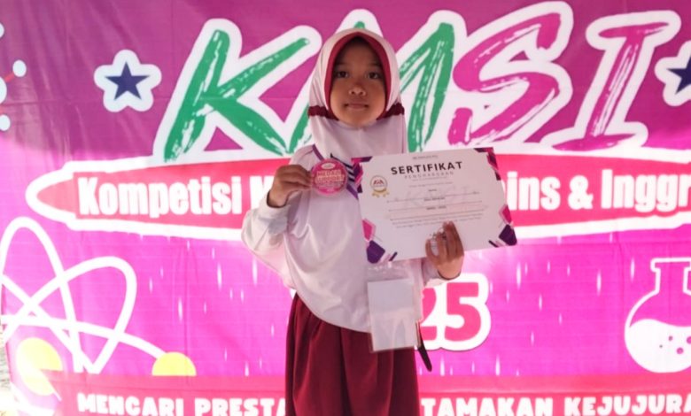 Bikin Bangga! Sarwatul Imamiah Sabet Medali Emas Olimpiade Matematika Tingkat Provinsi