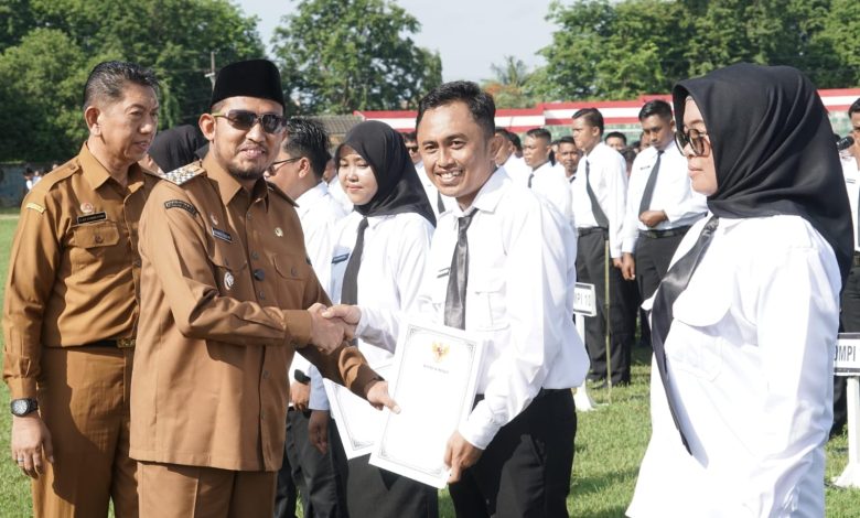 5.224 Orang di Sumenep Terima SK PPPK Paruh Waktu, Berapa Sih Gajinya?