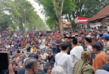 Ini Tuntutan Ribuan Buruh Rokok dan Petani Tembakau saat Geruduk Pemkab Pamekasan