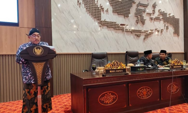 Wabup Sumenep Jawab Pandangan Fraksi DPRD soal Tiga Raperda