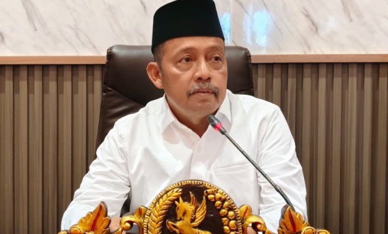 Ketua DPRD Sumenep Dukung Kebijakan WFH dan Efisiensi Energi Bupati Fauzi